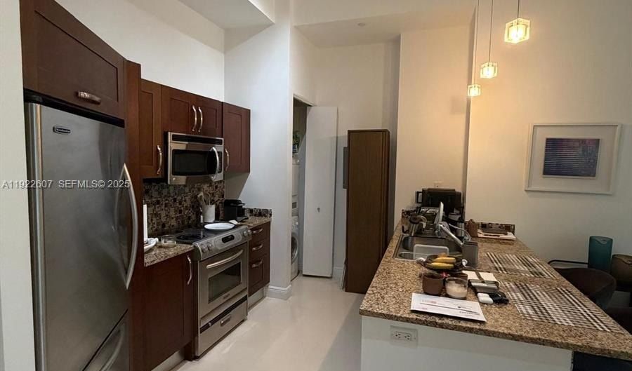 19900 E Country Club Dr 114, Aventura, FL 33180 - 1 Beds, 1 Bath