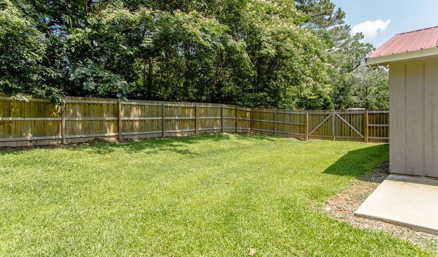 283 Coles Point Rd, Batesville, MS 38606 - 3 Beds, 1 Bath