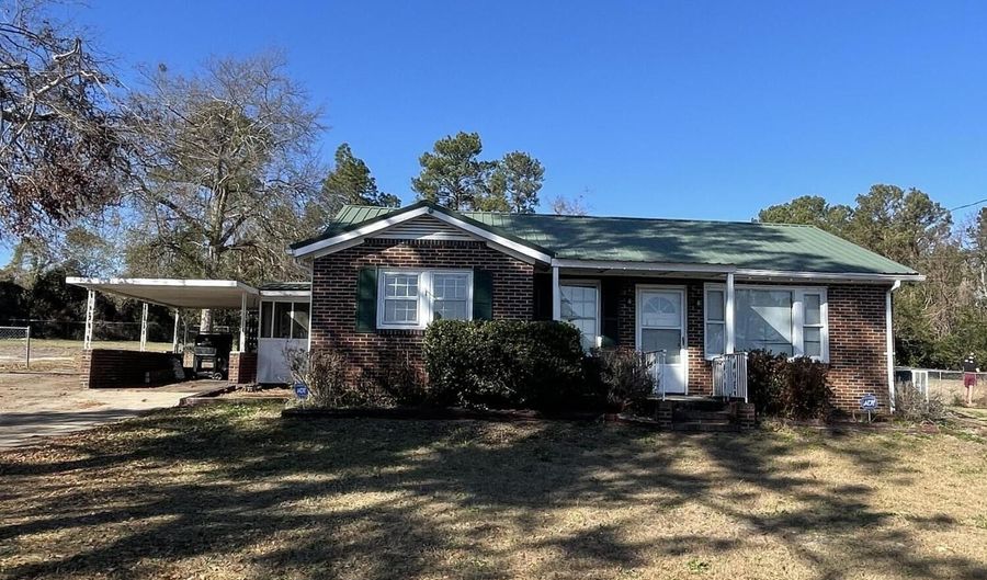 2753 DEANS BRIDGE Rd, Augusta, GA 30906 - 2 Beds, 1 Bath