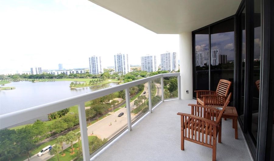 20185 E Country Club Dr 1105, Aventura, FL 33180 - 2 Beds, 2 Bath