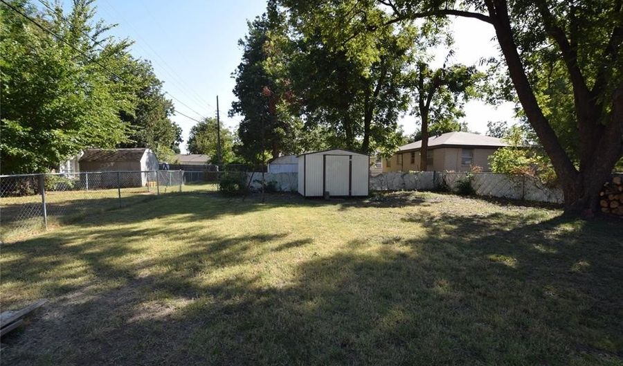 6706 NW 48th St, Bethany, OK 73008 - 3 Beds, 3 Bath