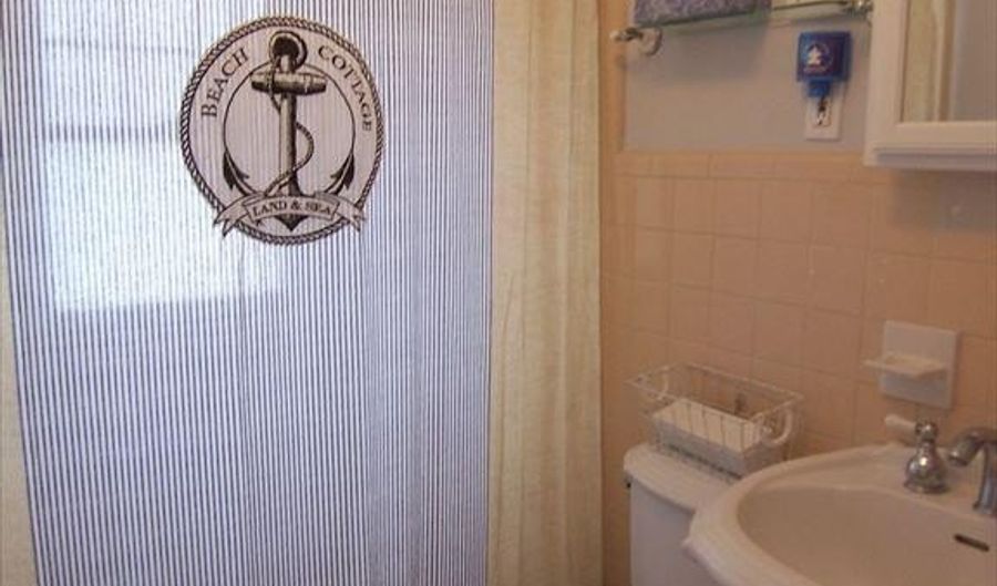 1410 Atlantic Ave, Beach Haven, NJ 08008 - 6 Beds, 2 Bath