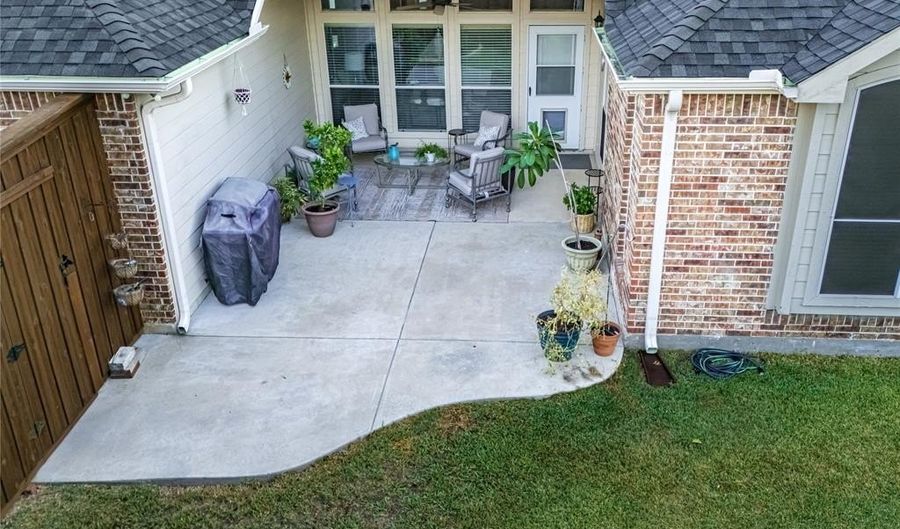 1029 Grand Teton Dr, Allen, TX 75002 - 3 Beds, 2 Bath