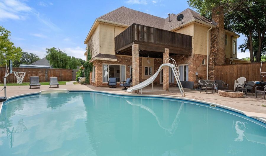 912 Velray Ave, Abernathy, TX 79311 - 4 Beds, null Bath