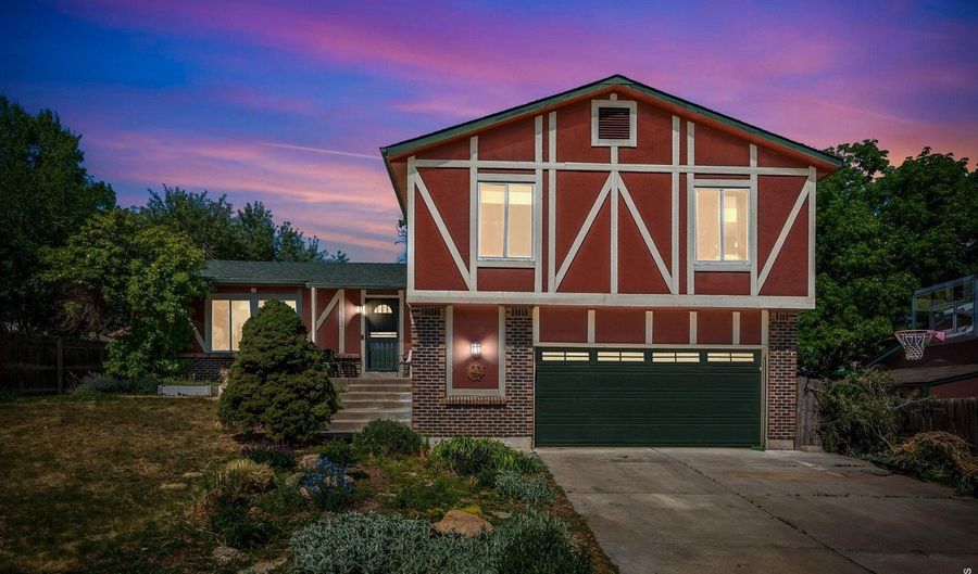 6733 Coors St, Arvada, CO 80004 - 5 Beds, 4 Bath