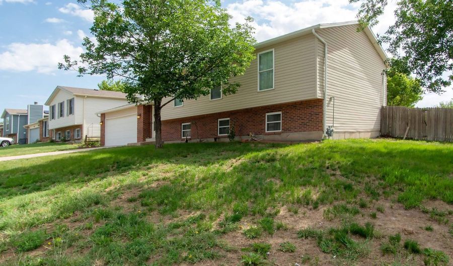 4301 PATHFINDER Ave, Cheyenne, WY 82001 - 2 Beds, 2 Bath