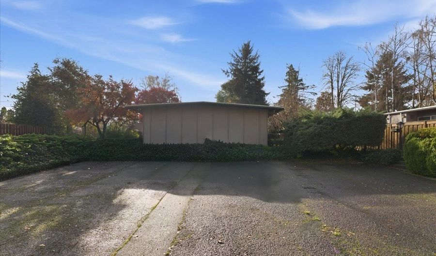 12125 SW 14TH St, Beaverton, OR 97005 - 7 Beds, 0 Bath