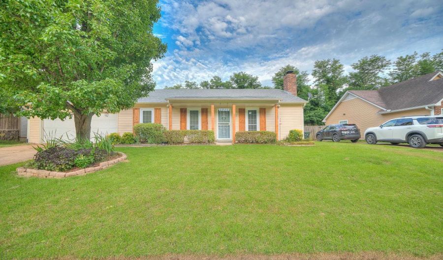 2926 CHRISTOVAL, Bartlett, TN 38133 - 3 Beds, 2 Bath