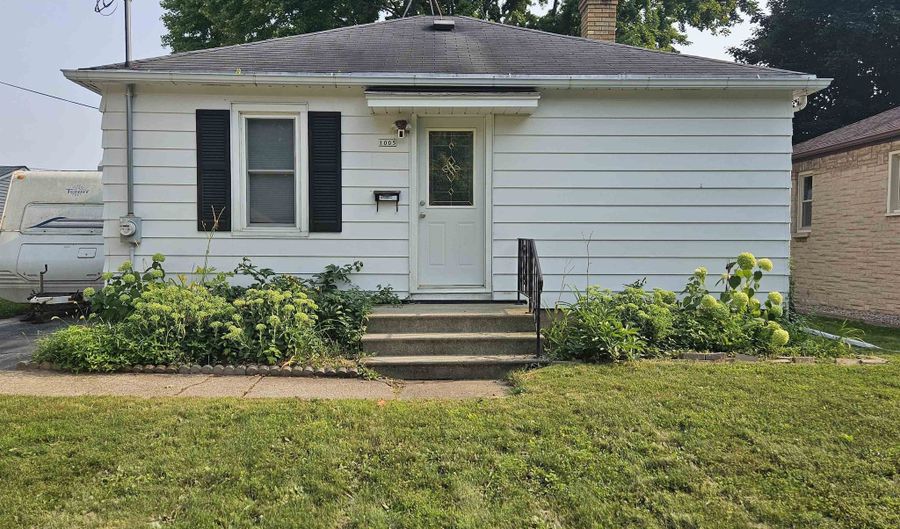 1005 W GRANT St, Appleton, WI 54914 - 1 Beds, 1 Bath