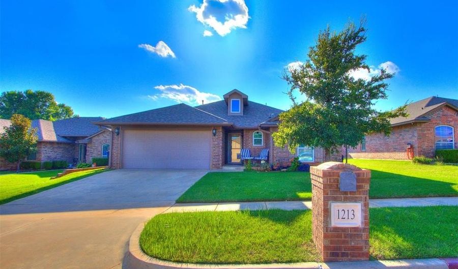 1213 Greenfield Ave, Yukon, OK 73099 - 3 Beds, 2 Bath