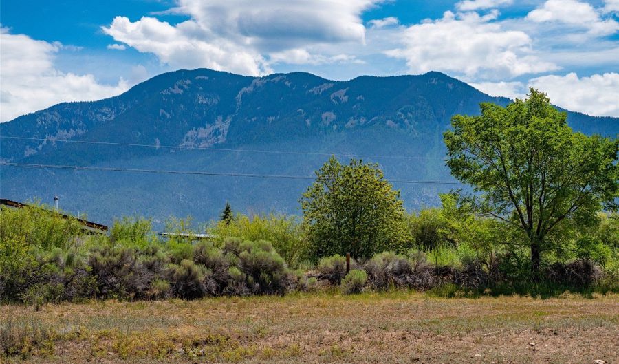 Shana Madre, Arroyo Seco, NM 87514 - 0 Beds, 0 Bath