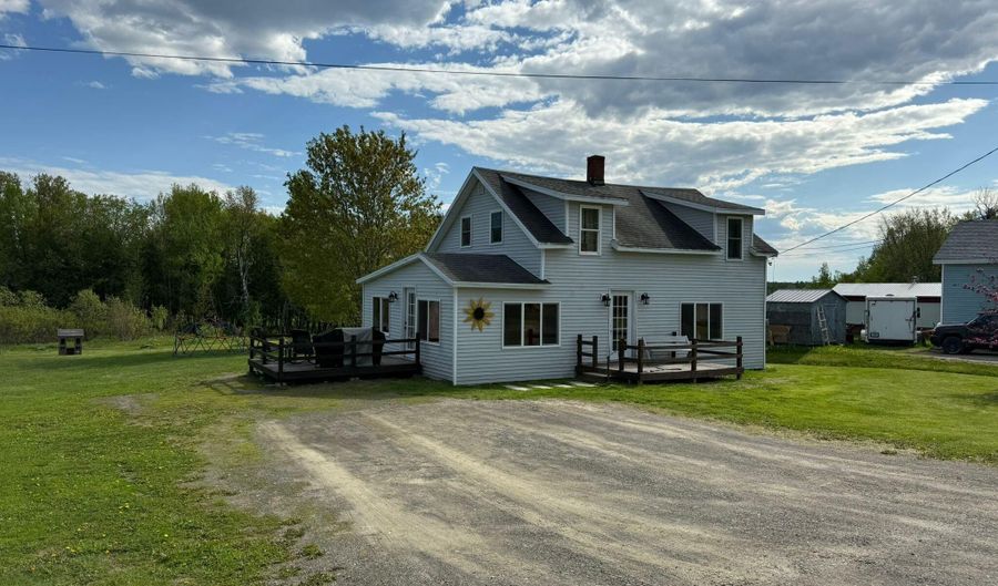 131 Oak St, Ashland, ME 04732 - 3 Beds, 1 Bath