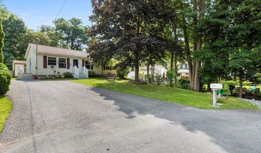 20 Rockwood St, Bennington, VT 05201 - 3 Beds, 1 Bath