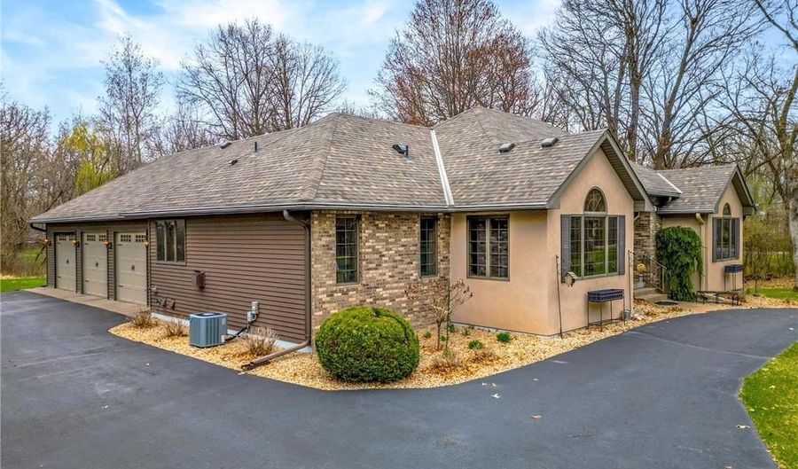 31034 115th St, Baldwin Twp., MN 55371 - 4 Beds, 3 Bath
