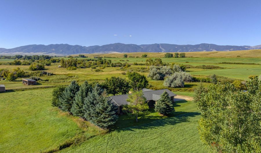 189 Wolf Creek Rd, Ranchester, WY 82839 - 3 Beds, 3 Bath