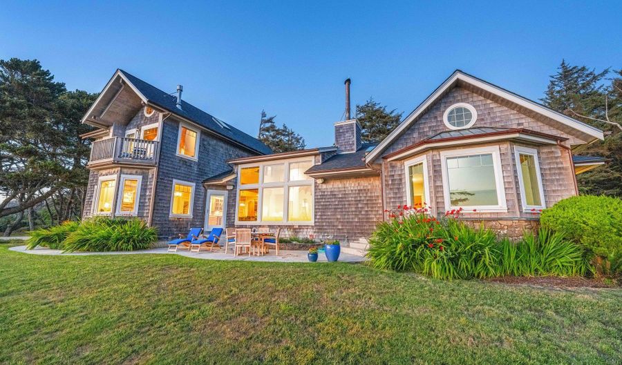 88248 TOKYO Ln, Bandon, OR 97411 - 4 Beds, 4 Bath