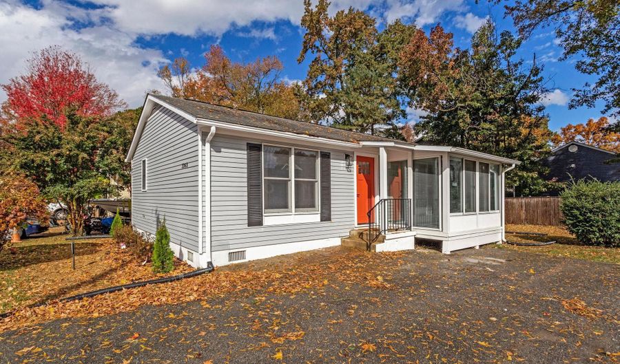 3365 ARUNDEL ON THE BAY Rd, Annapolis, MD 21403 - 3 Beds, 2 Bath