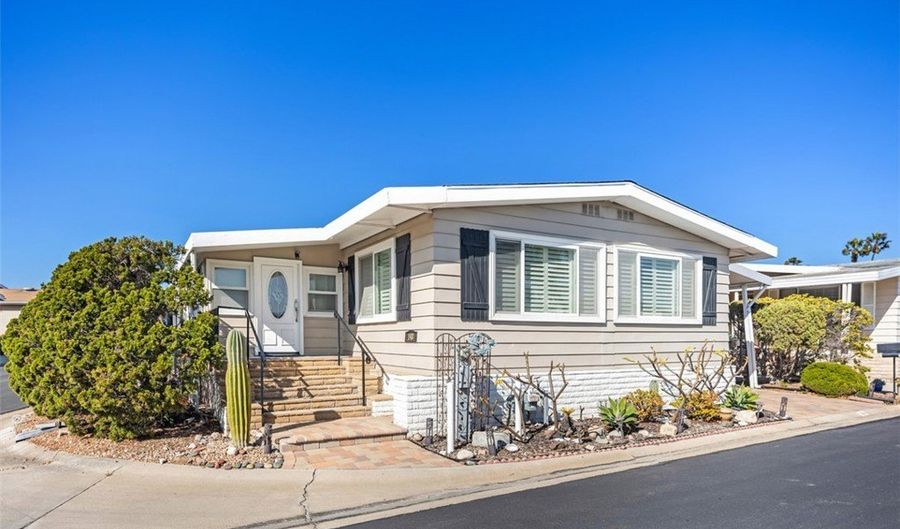143 Mira Del Sur, San Clemente, CA 92673 - 2 Beds, 2 Bath