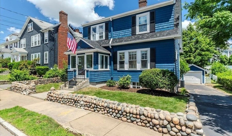37 Sanborn Ave Sf, Boston, MA 02132 - 3 Beds, 2 Bath