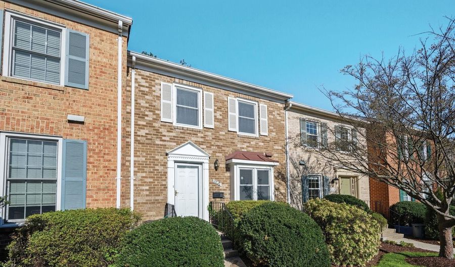 10222 ARIZONA Cir 18, Bethesda, MD 20817 - 4 Beds, 4 Bath
