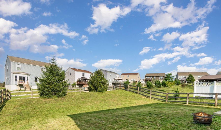 9612 Sweetwater Ln, Alexandria, KY 41001 - 3 Beds, 3 Bath