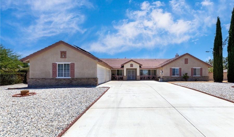 13161 Mugu Ct, Apple Valley, CA 92308 - 5 Beds, 4 Bath