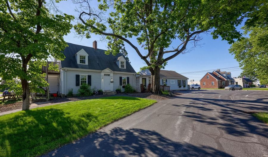 101 S 7TH St, Akron, PA 17501 - 0 Beds, 0 Bath