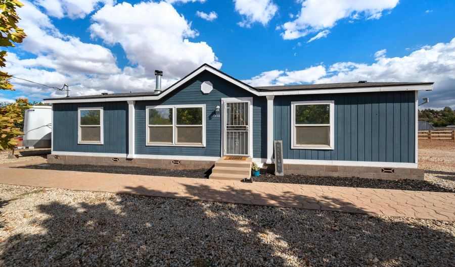 1458 N Apple Blossom Ln, Apple Valley, UT 84737 - 3 Beds, 2 Bath