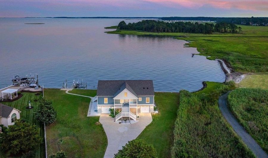 22596 BAY VIEW Cir, Lewes, DE 19958 - 5 Beds, 4 Bath