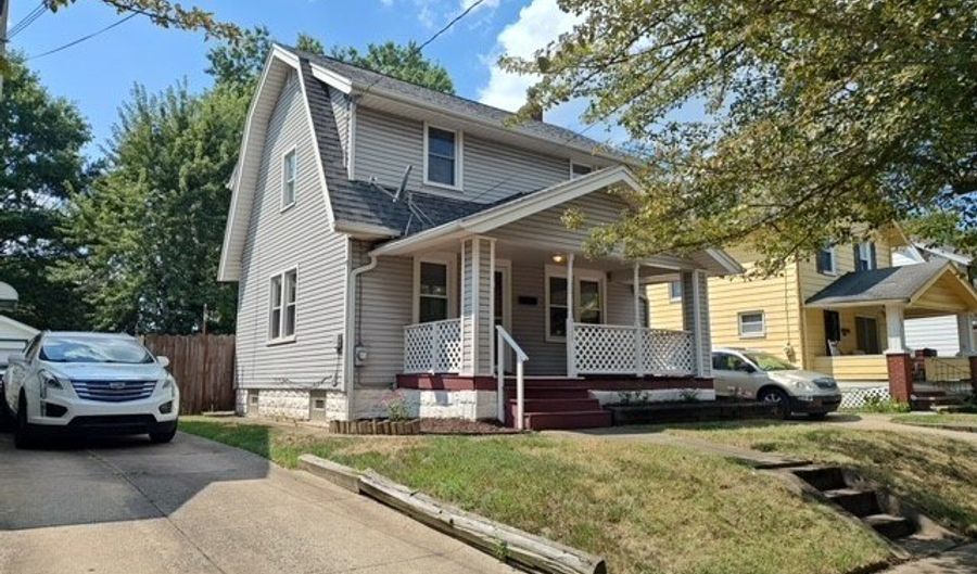 920 Rowe St, Akron, OH 44306 - 2 Beds, 1 Bath