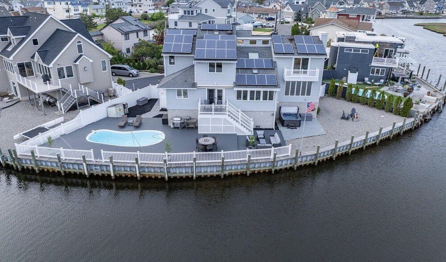 267 Cypress Dr, Bayville, NJ 08721 - 4 Beds, 3 Bath
