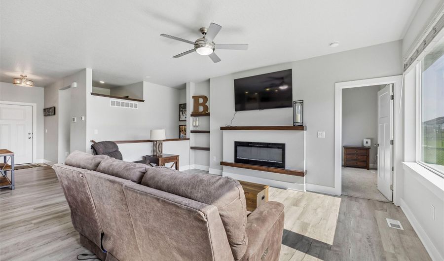 2106 Ammann Dr, Adel, IA 50003 - 3 Beds, 3 Bath