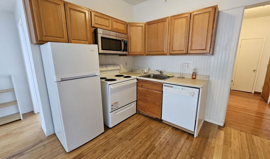3801 Atlantic Ave Ave, Atlantic City, NJ 08401 - 2 Beds, 2 Bath