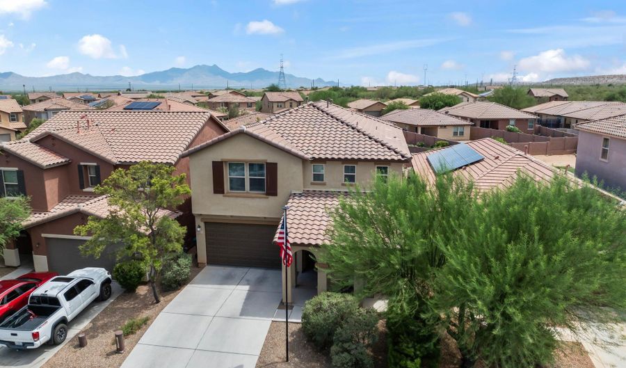 945 W Calle Sauce Blanco, Sahuarita, AZ 85629 - 5 Beds, 3 Bath