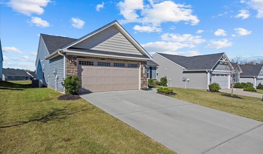 2034 Wexley Ct, Boiling Springs, SC 29316 - 3 Beds, 2 Bath