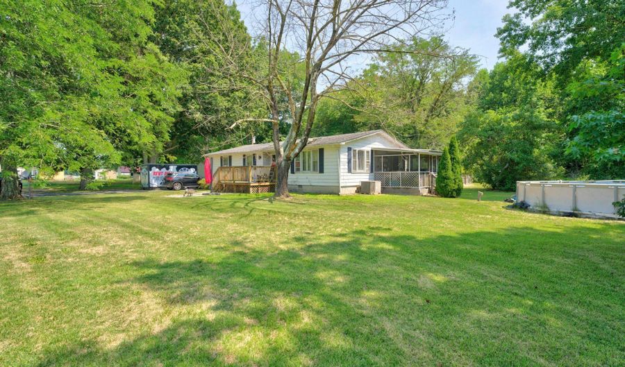 16897 DUPONT Blvd, Georgetown, DE 19947 - 3 Beds, 2 Bath