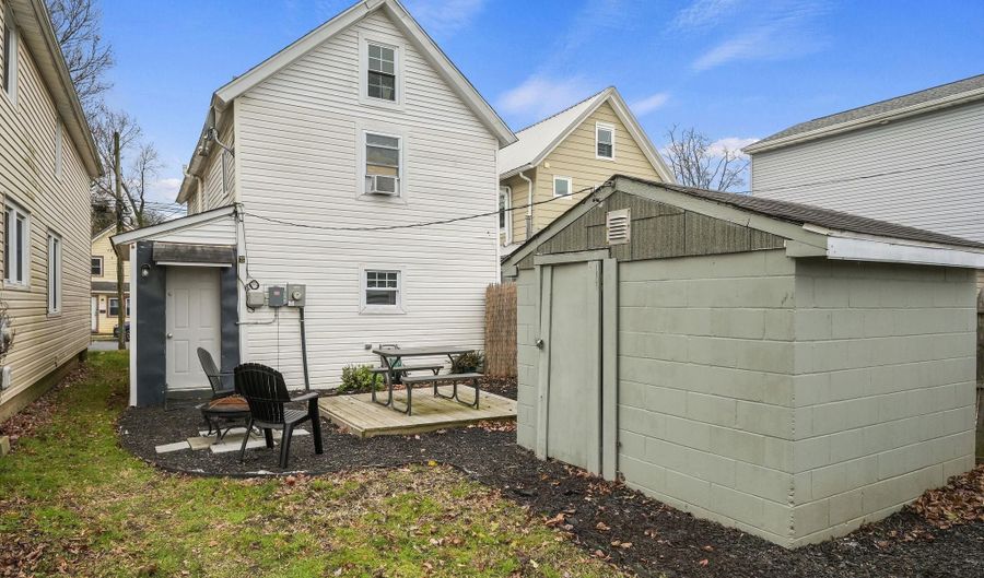 17 N KIRKWOOD St, Dover, DE 19904 - 3 Beds, 2 Bath