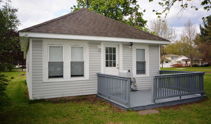 117 E North St, Albion, MI 49224 - 1 Beds, 1 Bath