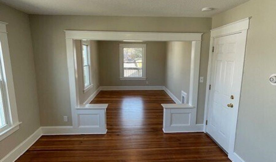 132-134 Gridley St 2, Bristol, CT 06010 - 8 Beds, 3 Bath