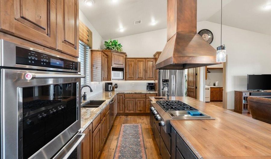 2275 W Canta Libre Rd, Chino Valley, AZ 86323 - 4 Beds, 3 Bath