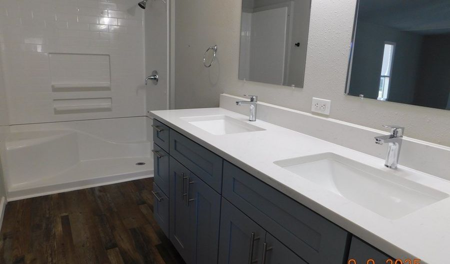 9765 Morey Hill Rd, Albany, GA 31705 - 3 Beds, 2 Bath