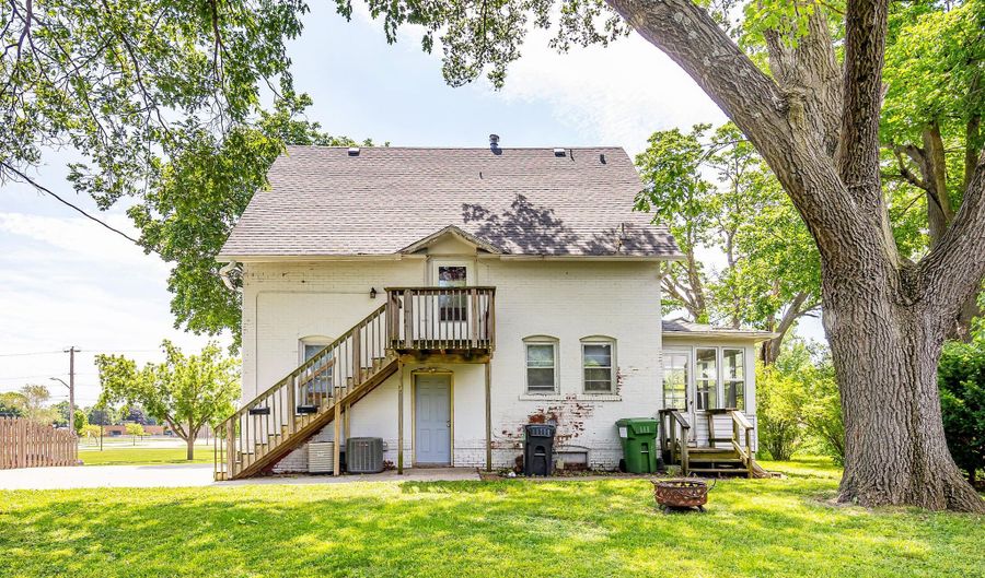 317 20th St 319, Ames, IA 50010 - 0 Beds, 0 Bath