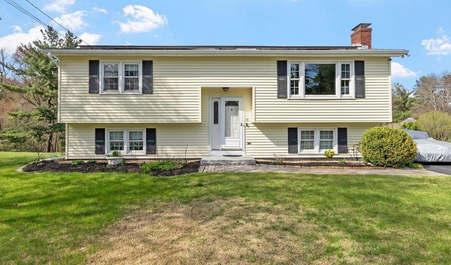 13 Groton Shirley Rd, Ayer, MA 01432 - 3 Beds, 1 Bath