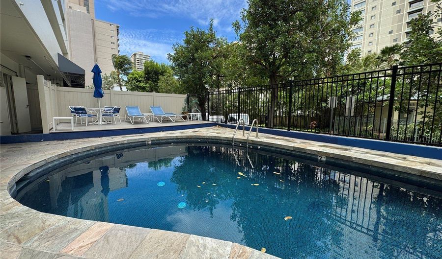 2085 Ala Wai Blvd B94, Honolulu, HI 96815 - 2 Beds, 2 Bath