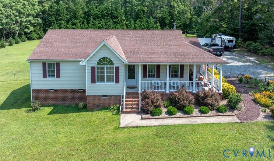 2335 Dorrell Rd, Aylett, VA 23009 - 3 Beds, 3 Bath