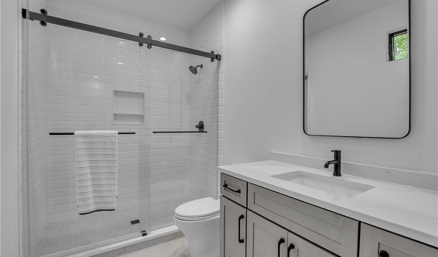 11 Sanctuary Ct, Amherst, NY 14221 - 6 Beds, 8 Bath
