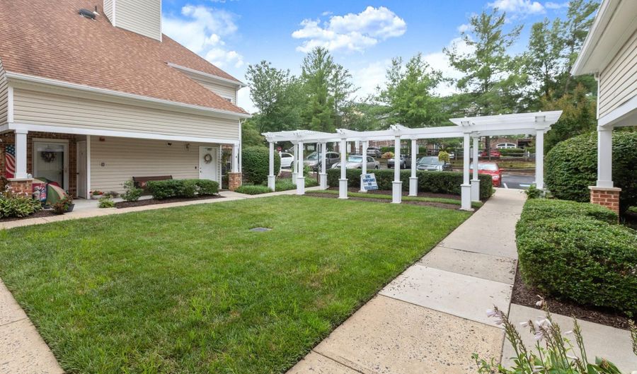 204 CHAUCER Ln 204-F, Bel Air, MD 21014 - 2 Beds, 2 Bath