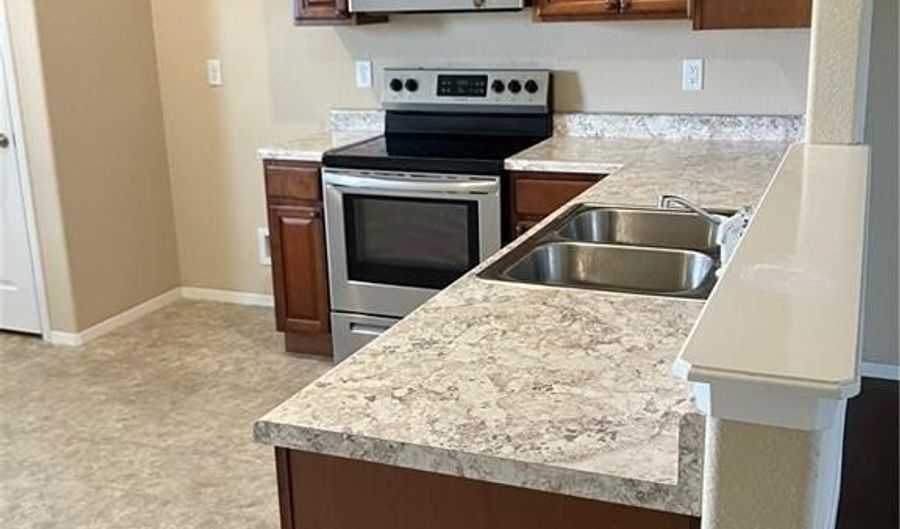 709 NW 67th Ave, Bentonville, AR 72712 - 3 Beds, 2 Bath