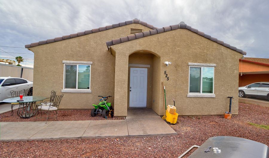 525 W 13TH Pl, Casa Grande, AZ 85122 - 3 Beds, 2 Bath