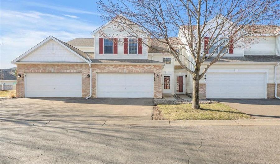 15300 Flower Way, Apple Valley, MN 55124 - 3 Beds, 2 Bath